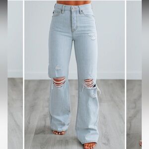 KanCan Wide Leg Light Wash Denim Size 11/29